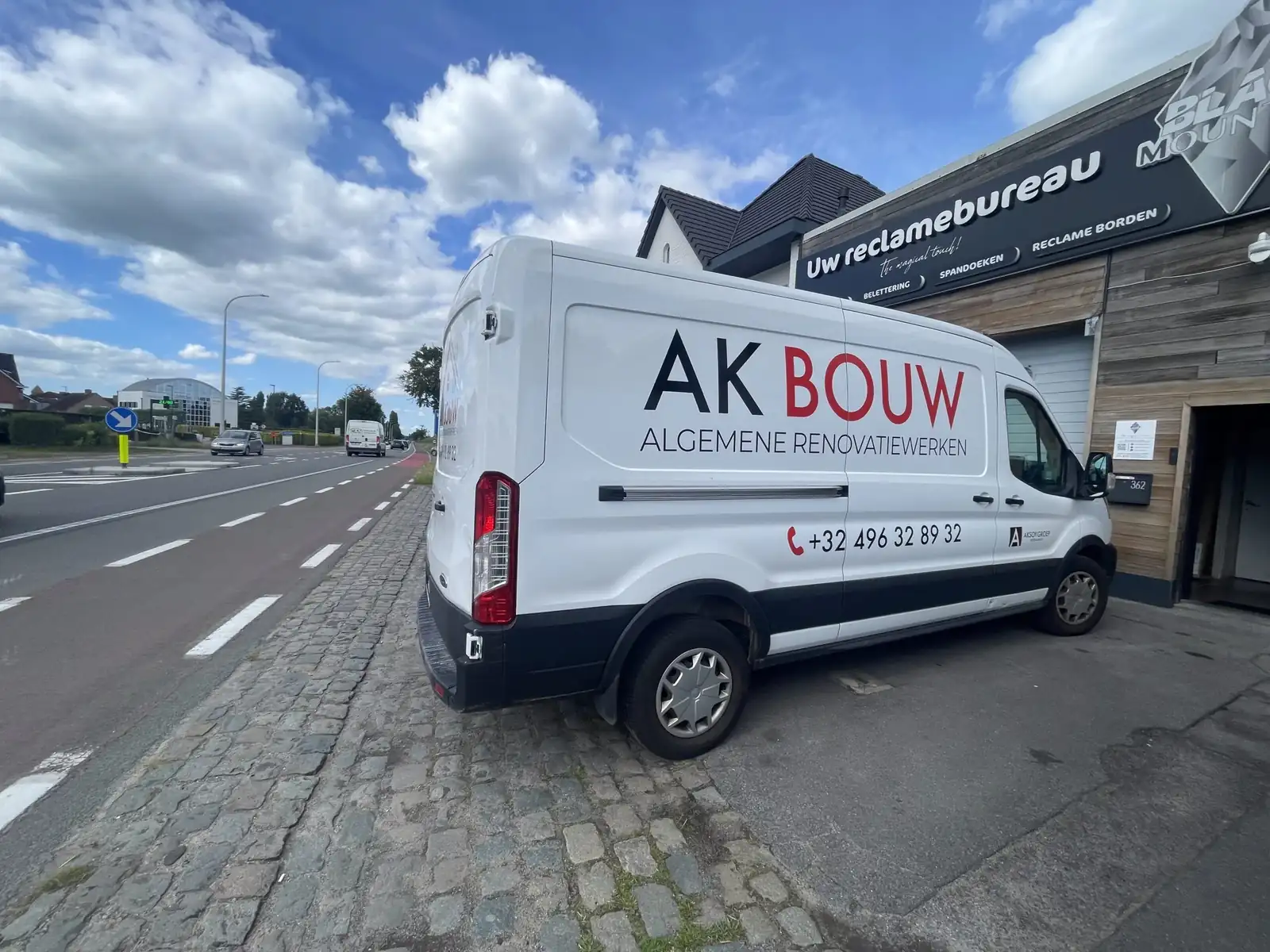 Autobelettering – AK Bouw