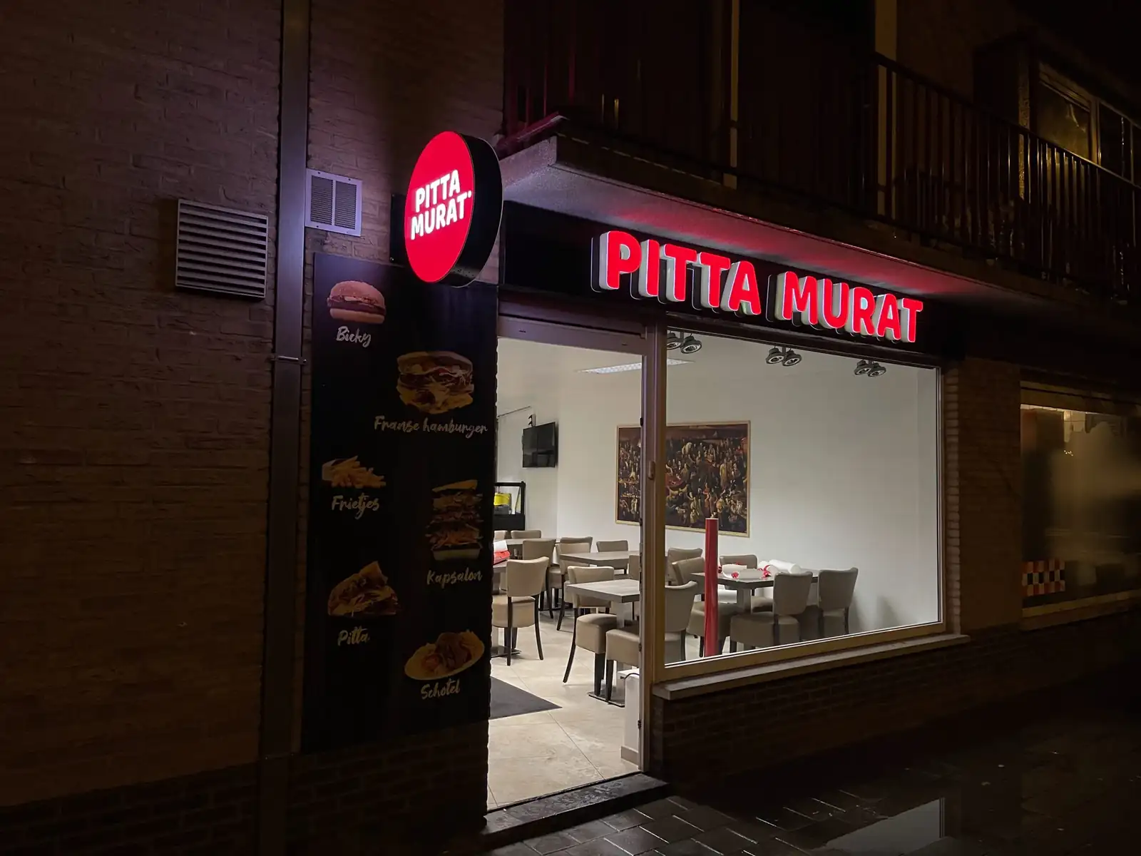 Verlichte gevelbord – Pitta Murat